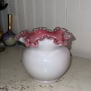 Vintage Fenton Elegant Pink and White Vase ruffled edges